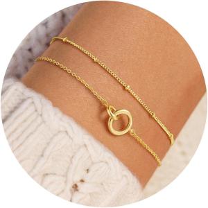 Turandoss Gold Bracelets for Women – Dainty 14K Gold Plated Interlocking Circles Bracelet Interlocking Cubic Zirconia Circles Bracelets Layered Twisted Circle Bracelet for Women Birthday Gifts(Circles Interlock Bracelet)