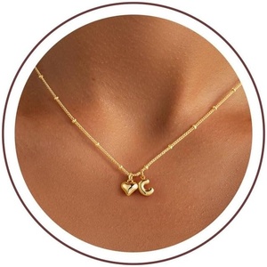 Turandoss Heart Initial Necklaces for Girls Teen Girls – 14K Gold Plated Dainty Cute Heart Initial Letter Pendant Necklace Trendy Jewelry Personalized Birthday Gifts for Daughter(C)