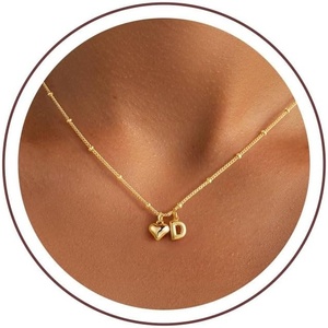 Turandoss Heart Initial Necklaces for Girls Teen Girls – 14K Gold Plated Dainty Cute Heart Initial Letter Pendant Necklace Trendy Jewelry Personalized Birthday Gifts for Daughter(D)