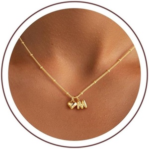 Turandoss Heart Initial Necklaces for Girls Teen Girls – 14K Gold Plated Dainty Cute Heart Initial Letter Pendant Necklace Trendy Jewelry Personalized Birthday Gifts for Daughter(M)