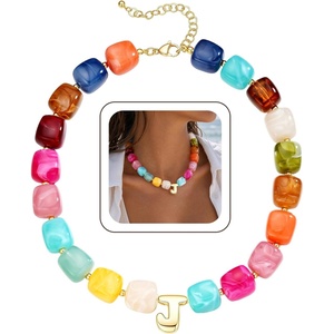 Turandoss Colorful Chunky Beaded Necklaces for Women – Summer Beach Jewelry | Colorful Initial A-Z Necklace, Large Square Acrylic Beaded Choker, Trendy Personalized Boho Vacation Jewelry Gifts for Women(Gold-J)
